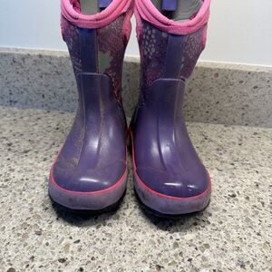 Bog winter boots size 9T